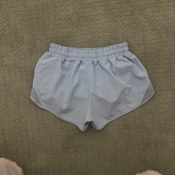 i’m selling hottie hot shorts from lulu that is an 2.5 cut - Picture 2 of 2